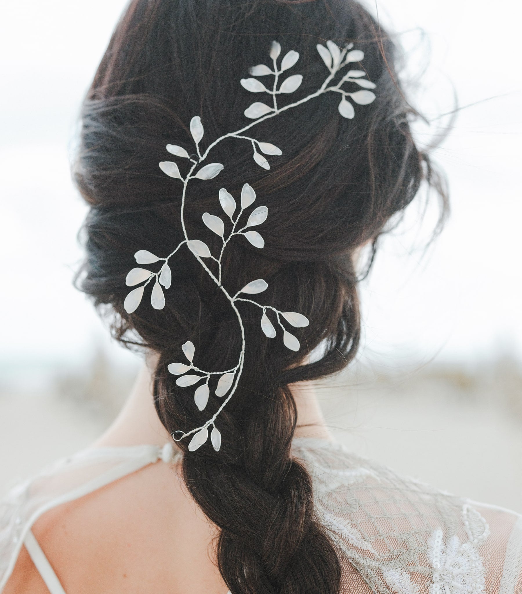 Filo per capelli con foglie rosa madreperla, accessorio da sposa